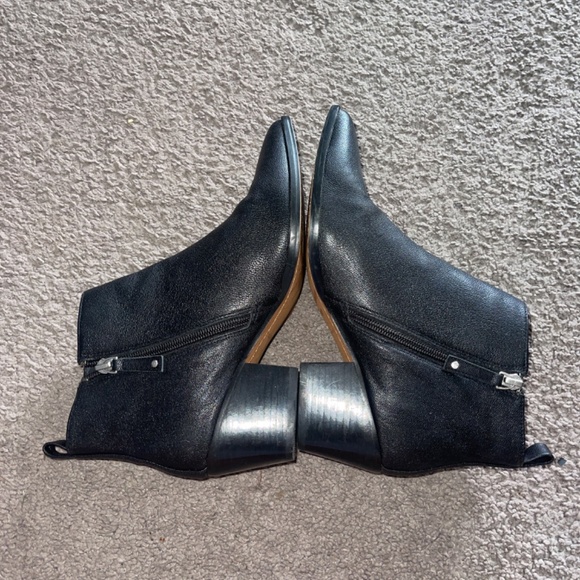 L. Paolo Black Side Zip Boots - Picture 5 of 8